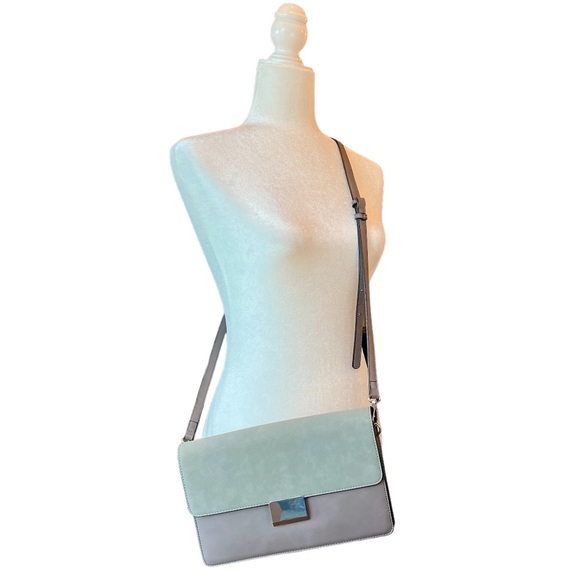 Chelsea28 Handbags - Chelsea28 Leighton Colorblock Faux Leather Crossbody Bag